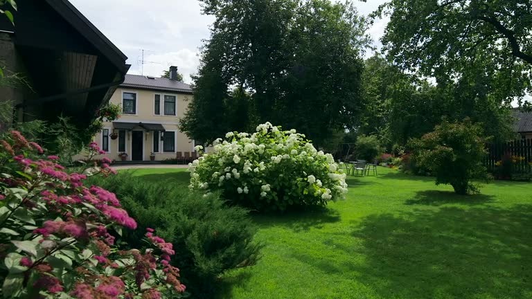 Outdoor Living Design Inspirations for a Luxury Look